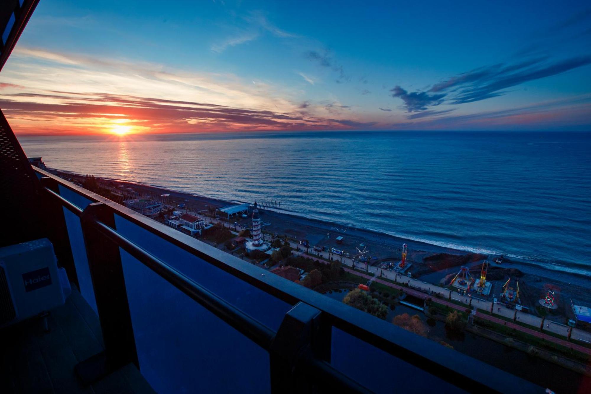 Panorama Orbi Beach Resort Center Suite Batumi Zewnętrze zdjęcie